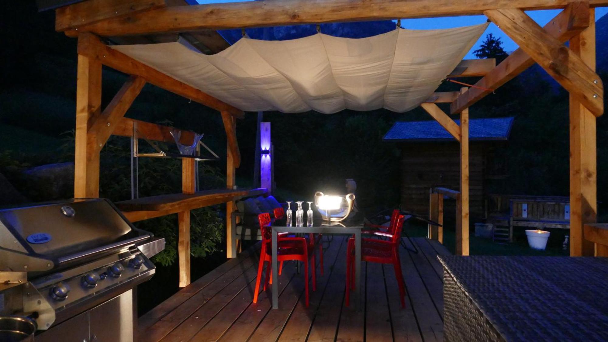 Plein Pied Avec Jardin A 10min De Chamonix Appartamento Servoz